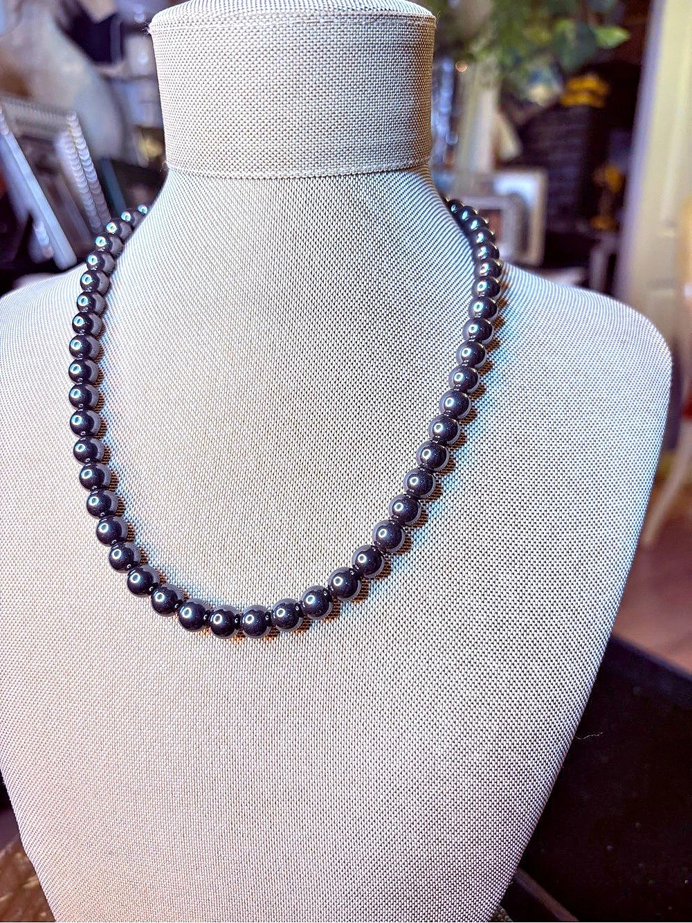 Gun Metal Gray Metal Beaded Necklace u